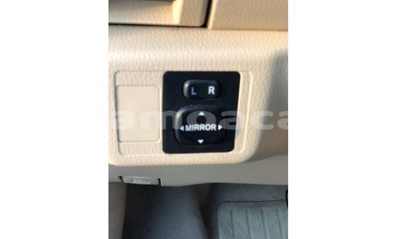 Acheter Import Voiture Toyota Yaris Blanc à Import - Dubai, A'ana Acheter Import Voiture Toyota Yaris Blanc à Import - Dubai, A'ana