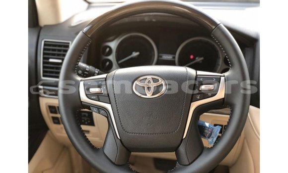 Buy Import Toyota Land Cruiser Black Car in Import - Dubai in A'ana Buy Import Toyota Land Cruiser Black Car in Import - Dubai in A'ana