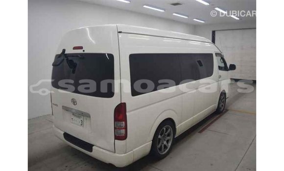 Acheter Import Voiture Toyota Hiace Blanc à Import - Dubai, A'ana Acheter Import Voiture Toyota Hiace Blanc à Import - Dubai, A'ana