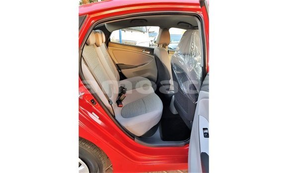 Acheter Import Voiture Hyundai Accent Rouge à Import - Dubai, A'ana Acheter Import Voiture Hyundai Accent Rouge à Import - Dubai, A'ana