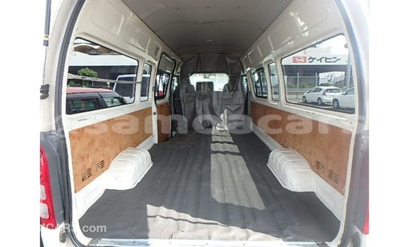 Acheter Import Voiture Toyota Hiace Blanc à Import - Dubai, A'ana Acheter Import Voiture Toyota Hiace Blanc à Import - Dubai, A'ana