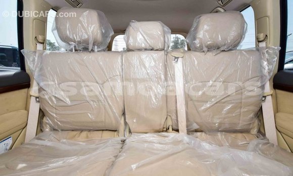 Buy Import Toyota Land Cruiser White Car in Import - Dubai in A'ana Buy Import Toyota Land Cruiser White Car in Import - Dubai in A'ana