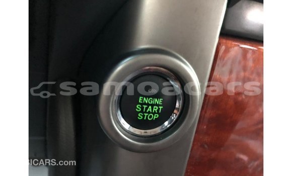 Acheter Import Voiture Toyota Prado Blanc à Import - Dubai, A'ana Acheter Import Voiture Toyota Prado Blanc à Import - Dubai, A'ana