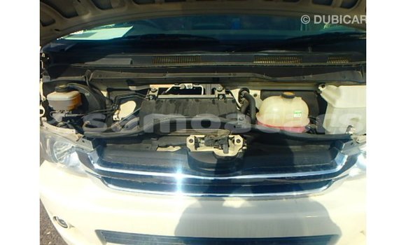 Acheter Import Voiture Toyota Hiace Blanc à Import - Dubai, A'ana Acheter Import Voiture Toyota Hiace Blanc à Import - Dubai, A'ana