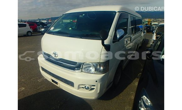 Acheter Import Voiture Toyota Hiace Blanc à Import - Dubai, A'ana Acheter Import Voiture Toyota Hiace Blanc à Import - Dubai, A'ana
