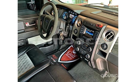 Acheter Import Voiture Ford Club Wagon Rouge à Import - Dubai, A'ana Acheter Import Voiture Ford Club Wagon Rouge à Import - Dubai, A'ana