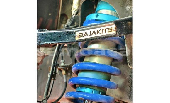 Acheter Import Voiture Ford Club Wagon Rouge à Import - Dubai, A'ana Acheter Import Voiture Ford Club Wagon Rouge à Import - Dubai, A'ana