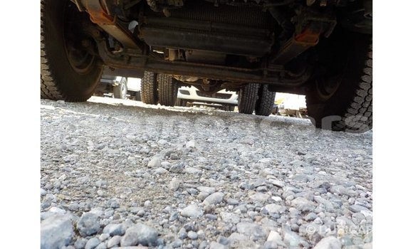 Acheter Import Voiture Toyota Dyna Blanc à Import - Dubai, A'ana Acheter Import Voiture Toyota Dyna Blanc à Import - Dubai, A'ana