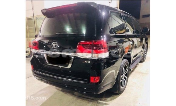 Buy Import Toyota Land Cruiser Black Car in Import - Dubai in A'ana Buy Import Toyota Land Cruiser Black Car in Import - Dubai in A'ana