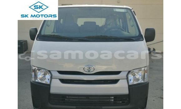 Acheter Import Voiture Toyota Hiace Blanc à Import - Dubai, A'ana Acheter Import Voiture Toyota Hiace Blanc à Import - Dubai, A'ana