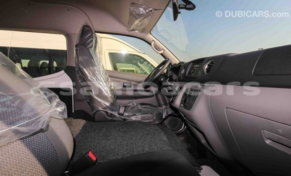 Acheter Import Utilitaire Nissan Evalia Blanc à Import - Dubai, A'ana Acheter Import Utilitaire Nissan Evalia Blanc à Import - Dubai, A'ana