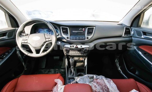 Buy Import Hyundai Tucson White Car in Import - Dubai in A'ana Buy Import Hyundai Tucson White Car in Import - Dubai in A'ana