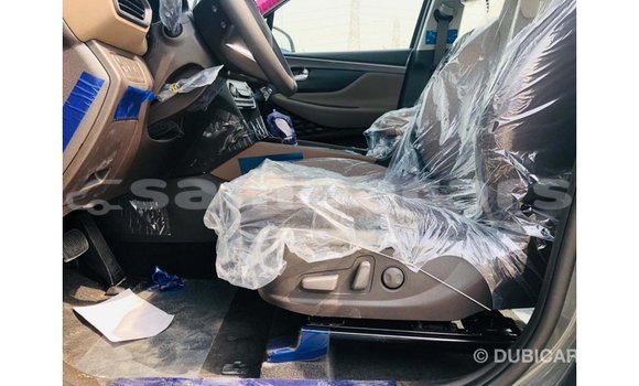 Acheter Import Voiture Hyundai Santa Fe Vert à Import - Dubai, A'ana Acheter Import Voiture Hyundai Santa Fe Vert à Import - Dubai, A'ana