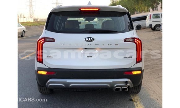 Buy Import Kia Carens White Car in Import - Dubai in A'ana Buy Import Kia Carens White Car in Import - Dubai in A'ana