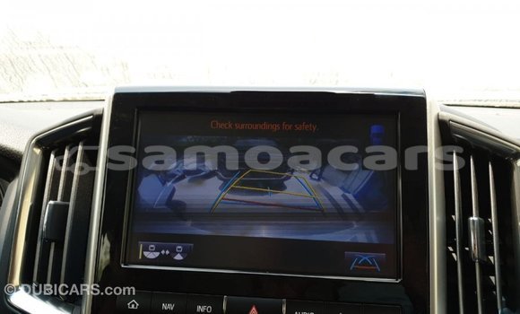 Acheter Import Voiture Toyota Land Cruiser Noir à Import - Dubai, A'ana Acheter Import Voiture Toyota Land Cruiser Noir à Import - Dubai, A'ana