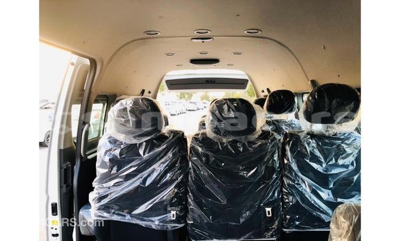 Acheter Import Utilitaire Foton Forland Blanc à Import - Dubai, A'ana Acheter Import Utilitaire Foton Forland Blanc à Import - Dubai, A'ana