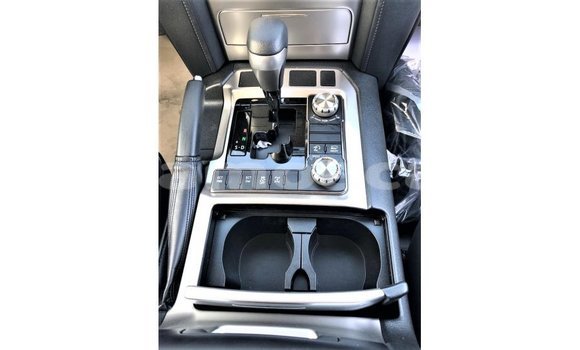 Acheter Import Voiture Toyota Land Cruiser Autre à Import - Dubai, A'ana Acheter Import Voiture Toyota Land Cruiser Autre à Import - Dubai, A'ana