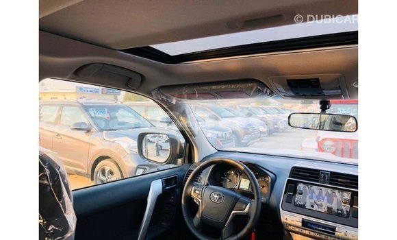 Acheter Import Voiture Toyota Prado Noir à Import - Dubai, A'ana Acheter Import Voiture Toyota Prado Noir à Import - Dubai, A'ana