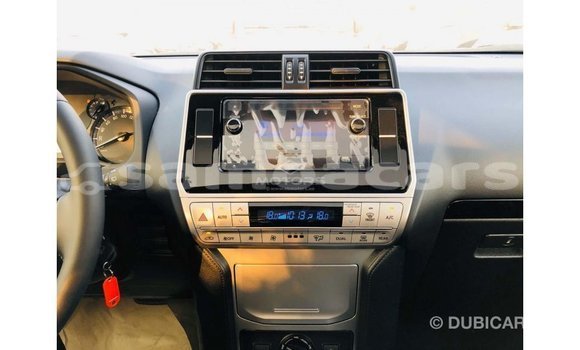 Acheter Import Voiture Toyota Prado Noir à Import - Dubai, A'ana Acheter Import Voiture Toyota Prado Noir à Import - Dubai, A'ana