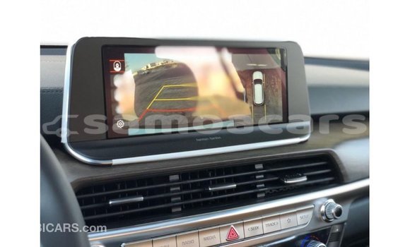 Acheter Import Voiture Kia Carens Blanc à Import - Dubai, A'ana Acheter Import Voiture Kia Carens Blanc à Import - Dubai, A'ana