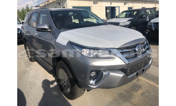 Acheter Import Voiture Toyota Fortuner Autre à Import - Dubai, A'ana Acheter Import Voiture Toyota Fortuner Autre à Import - Dubai, A'ana