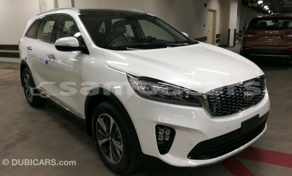 Acheter Import Voiture Kia Sorento Blanc à Import - Dubai, A'ana Acheter Import Voiture Kia Sorento Blanc à Import - Dubai, A'ana