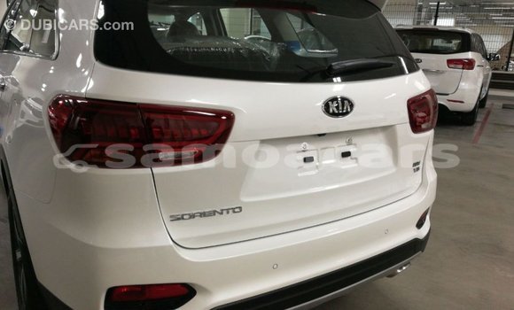 Acheter Import Voiture Kia Sorento Blanc à Import - Dubai, A'ana Acheter Import Voiture Kia Sorento Blanc à Import - Dubai, A'ana