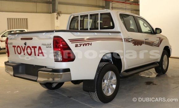 Acheter Import Voiture Toyota Hilux Blanc à Import - Dubai, A'ana Acheter Import Voiture Toyota Hilux Blanc à Import - Dubai, A'ana