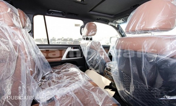 Buy Import Toyota Land Cruiser Black Car in Import - Dubai in A'ana Buy Import Toyota Land Cruiser Black Car in Import - Dubai in A'ana