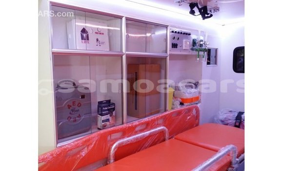 Buy Import Toyota Hiace White Car in Import - Dubai in A'ana Buy Import Toyota Hiace White Car in Import - Dubai in A'ana