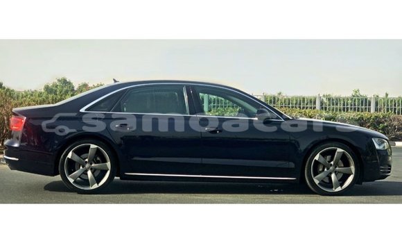 Acheter Import Voiture Audi A8 Bleu à Import - Dubai, A'ana Acheter Import Voiture Audi A8 Bleu à Import - Dubai, A'ana