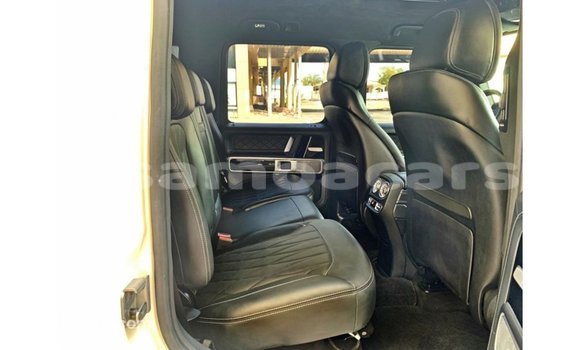 Buy Import Mercedes-Benz 190 White Car in Import - Dubai in A'ana Buy Import Mercedes-Benz 190 White Car in Import - Dubai in A'ana