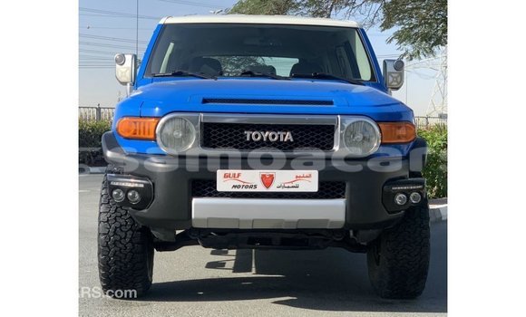 Acheter Import Voiture Toyota FJ Cruiser Bleu à Import - Dubai, A'ana Acheter Import Voiture Toyota FJ Cruiser Bleu à Import - Dubai, A'ana