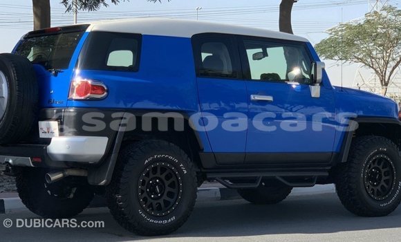 Acheter Import Voiture Toyota FJ Cruiser Bleu à Import - Dubai, A'ana Acheter Import Voiture Toyota FJ Cruiser Bleu à Import - Dubai, A'ana