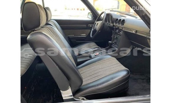 Acheter Import Voiture Mercedes-Benz 190 Blanc à Import - Dubai, A'ana Acheter Import Voiture Mercedes-Benz 190 Blanc à Import - Dubai, A'ana