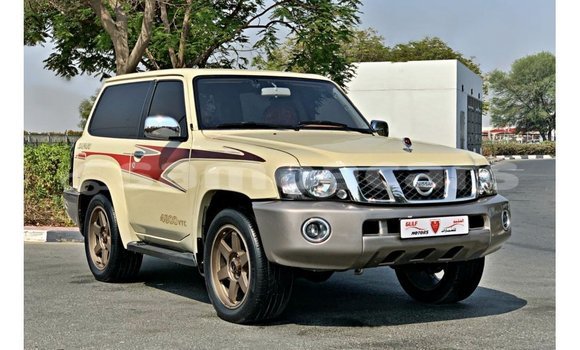 Acheter Import Voiture Nissan Patrol Beige à Import - Dubai, A'ana Acheter Import Voiture Nissan Patrol Beige à Import - Dubai, A'ana