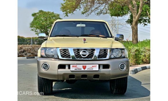 Acheter Import Voiture Nissan Patrol Beige à Import - Dubai, A'ana Acheter Import Voiture Nissan Patrol Beige à Import - Dubai, A'ana