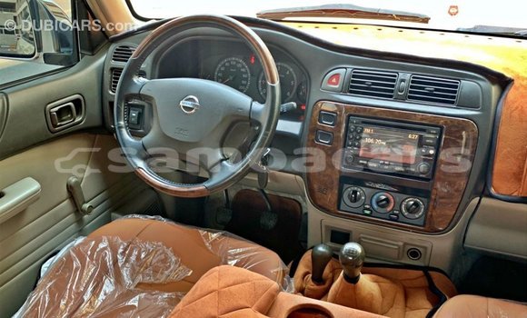 Acheter Import Voiture Nissan Patrol Beige à Import - Dubai, A'ana Acheter Import Voiture Nissan Patrol Beige à Import - Dubai, A'ana