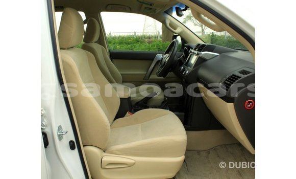 Buy Import Toyota Prado White Car in Import - Dubai in A'ana Buy Import Toyota Prado White Car in Import - Dubai in A'ana