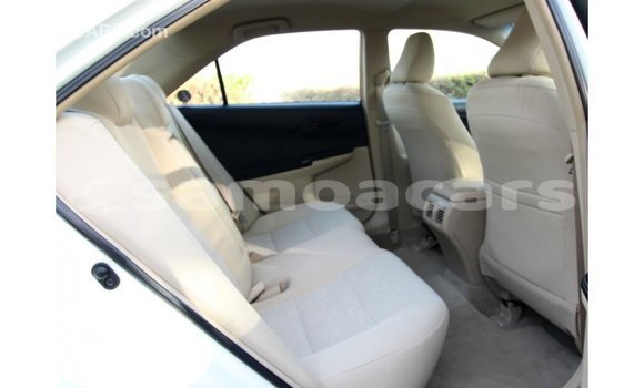 Acheter Import Voiture Toyota Camry Blanc à Import - Dubai, A'ana Acheter Import Voiture Toyota Camry Blanc à Import - Dubai, A'ana