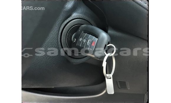 Acheter Import Voiture Nissan Sunny Blanc à Import - Dubai, A'ana Acheter Import Voiture Nissan Sunny Blanc à Import - Dubai, A'ana