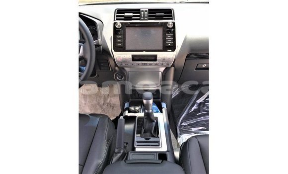 Acheter Import Voiture Toyota Prado Marron à Import - Dubai, A'ana Acheter Import Voiture Toyota Prado Marron à Import - Dubai, A'ana