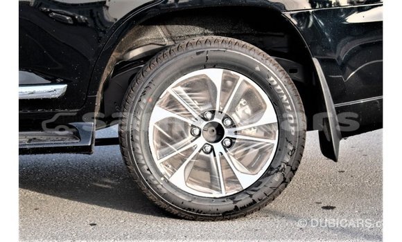 Acheter Import Voiture Toyota Land Cruiser Noir à Import - Dubai, A'ana Acheter Import Voiture Toyota Land Cruiser Noir à Import - Dubai, A'ana