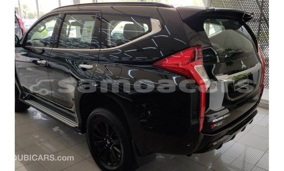 Acheter Import Voiture Mitsubishi Montero Noir à Import - Dubai, A'ana Acheter Import Voiture Mitsubishi Montero Noir à Import - Dubai, A'ana