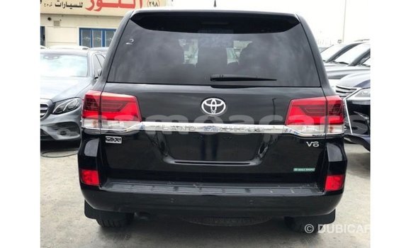 Buy Import Toyota Land Cruiser Black Car in Import - Dubai in A'ana Buy Import Toyota Land Cruiser Black Car in Import - Dubai in A'ana