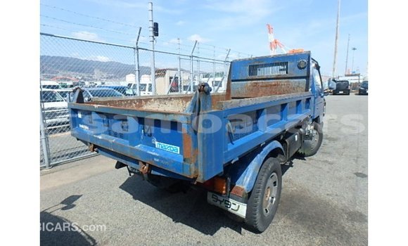 Acheter Import Voiture Mazda 2 Bleu à Import - Dubai, A'ana Acheter Import Voiture Mazda 2 Bleu à Import - Dubai, A'ana