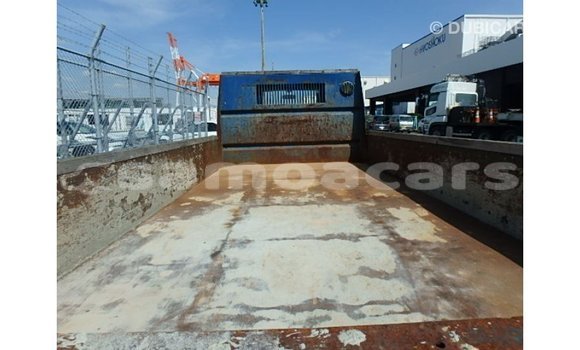 Acheter Import Voiture Mazda 2 Bleu à Import - Dubai, A'ana Acheter Import Voiture Mazda 2 Bleu à Import - Dubai, A'ana