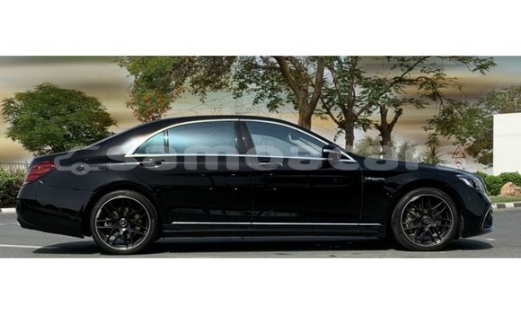Buy Import Mercedes-Benz 190 Black Car in Import - Dubai in A'ana Buy Import Mercedes-Benz 190 Black Car in Import - Dubai in A'ana
