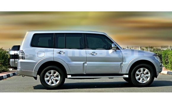 Acheter Import Voiture Mitsubishi Pajero Autre à Import - Dubai, A'ana Acheter Import Voiture Mitsubishi Pajero Autre à Import - Dubai, A'ana