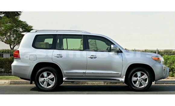 Buy Import Toyota Land Cruiser Other Car in Import - Dubai in A'ana Buy Import Toyota Land Cruiser Other Car in Import - Dubai in A'ana